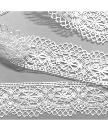 ENCAJE DE BOLILLOS 5cms